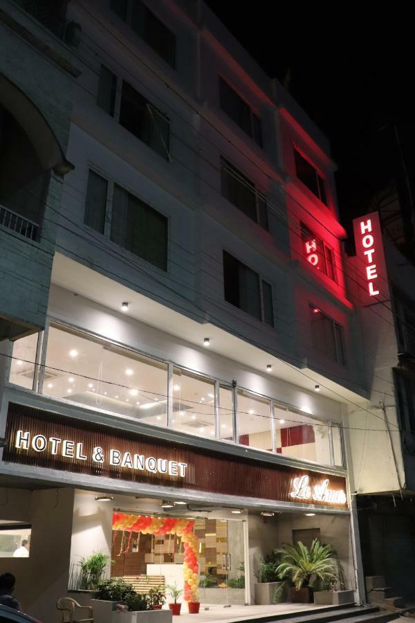 Hotel Le Amor Kota  Exterior foto